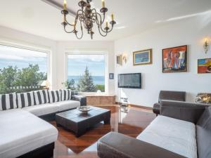 Et opholdsområde på Villa Anamia by Interhome + 46 billeder