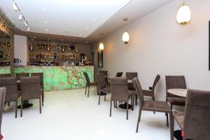 Lounge nebo bar v ubytování Emerald Boutique Hotel