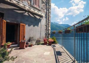 Foto dalla galleria di The Terrace on Lake Como a Brienno Altre 54 foto