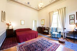 ピアーナ・デッリ・アルバネージにあるMasseria Rossellaのギャラリーの写真