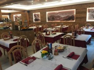 Restoran või mõni muu söögikoht majutusasutuses Albergo Maggiorina