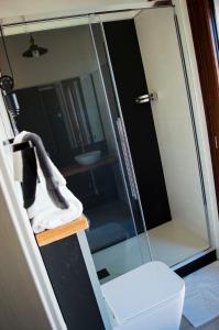 Koupelna v ubytování Is Seddas B&B