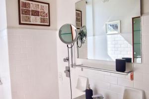 Fotografia z galérie ubytovania Bright apartment for 5 close to Isola district v Miláne
