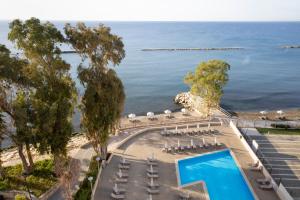 Bazén v ubytování Harmony Bay Hotel nebo v jeho okolí