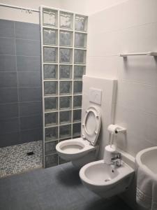 Et badeværelse på Residence BluAdria