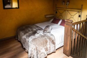 Rúm í herbergi á Acogedor Refugio en la Vall d'Incles, HUT1-05073