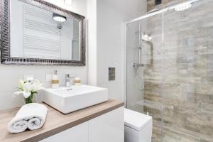 Kúpeľňa v ubytovaní Elite Apartments Downtown Premium