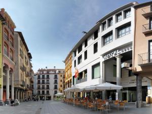 Photo de la galerie de l'établissement Gran Hotel Ciudad de Barbastro, à Barbastro