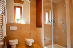 Łazienka w obiekcie Apartamenty 23