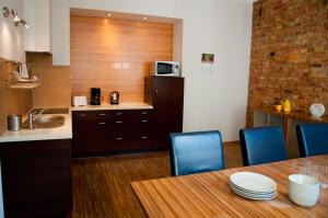 Kuchnia lub aneks kuchenny w obiekcie Apartamenty 23