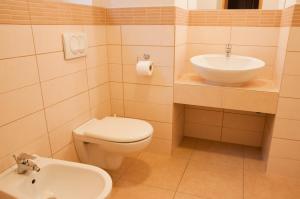 Łazienka w obiekcie Apartamenty 23