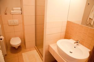 Łazienka w obiekcie Apartamenty 23