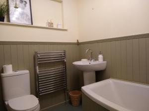 Vonios kambarys apgyvendinimo įstaigoje Drumgarry