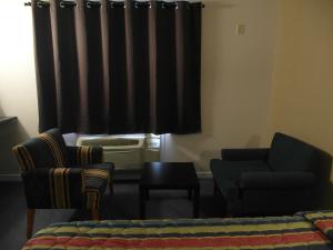 Posezení v ubytování West View Motel