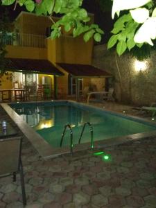 Bazén v ubytování Yucatan Vista Inn Guest House nebo v jeho okolí