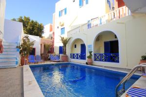 Πισίνα στο ή κοντά στο Hotel Leta 