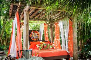 Um jardim em Pousada e Restaurante Fim da Trilha