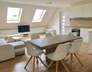 Køkken eller tekøkken på Villa Relax KomfortLak + 8 billeder