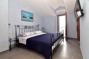 Posteľ alebo postele v izbe v ubytovaní Villa Pina in Makarska, private pool