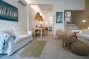 A seating area at roques