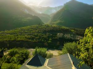 Gallery image of Soli Tree Luxury Camps in Manāli