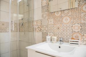 Koupelna v ubytování B&B Lumiere Roma + 30 fotografií