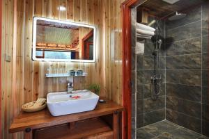 Baike Boutique Hotel的一间浴室