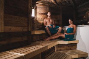 Majutusasutuse Hotel Hirzer 2781 külastajad