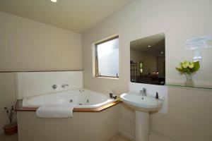 Fotografie z fotogalerie ubytování Lake Point Motel v destinaci Hamilton + 37 fotografií