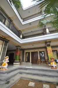 Balkón nebo terasa v ubytování Putu Guest House 2