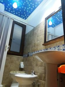 Koupelna v ubytování Favignana: Villetta Azzurra