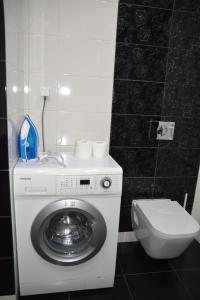 Ένα μπάνιο στο Apartament Fibra Flat White +20 φωτογραφίες