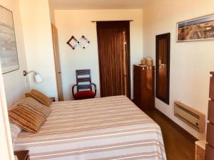 Postel nebo postele na pokoji v ubytování Cunit Playa 2