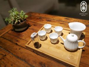 木来精品酒店的咖啡和沏茶工具