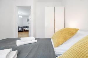 Posteľ alebo postele v izbe v ubytovaní Gold Apartments Your Holiday Home RODZINNY 3