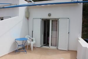 Balkón nebo terasa v ubytování Aaron Studios Apartments