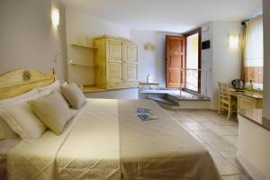 صورة لـ Hotel I Graniti في فيلاسيميوس