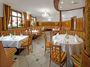 Restaurace v ubytování Hotel Linde