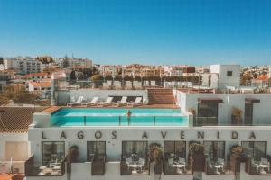 Poolen vid eller i närheten av Lagos Avenida Hotel