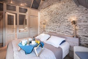 Imagen de la galería de La Vinotière Chambres Appartements Spa, en Le Conquet