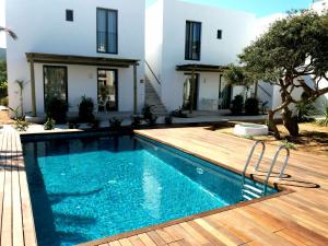 Photo de la galerie de l'établissement Sa Cala Suites, à Es Caló