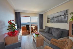 Część wypoczynkowa w obiekcie Les Dunes Suites