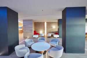 Część wypoczynkowa w obiekcie Les Dunes Suites