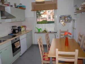 Köök või kööginurk majutusasutuses 064 Lindenstra_e +12 fotot