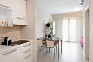 Kuchnia lub aneks kuchenny w obiekcie City Residence