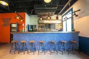 Safestay Barcelona Passeig de Gràcia餐厅或其他用餐的地方