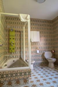 Een badkamer bij Hotel Galicia
