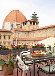 Foto dalla galleria di Best Location w/ Breathtaking Views Chic Palace a Firenze