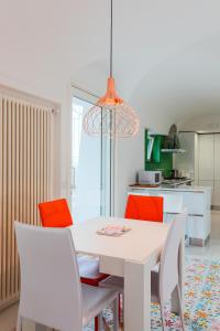 Una cocina o cocineta en The Lodge