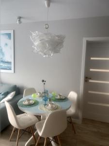 Część wypoczynkowa w obiekcie Apartament FALA-Miodowy Dom